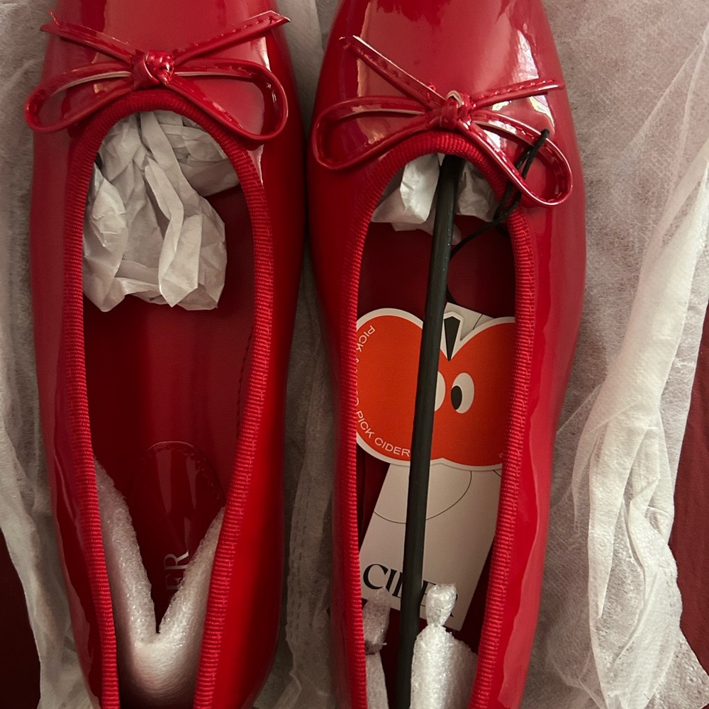 Cider Red Bow Flats
